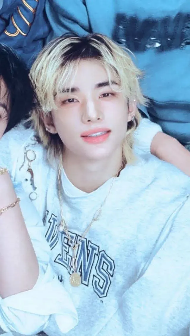 The most beloved wallpaper among 铉辰 (Stray Kids)'s fans