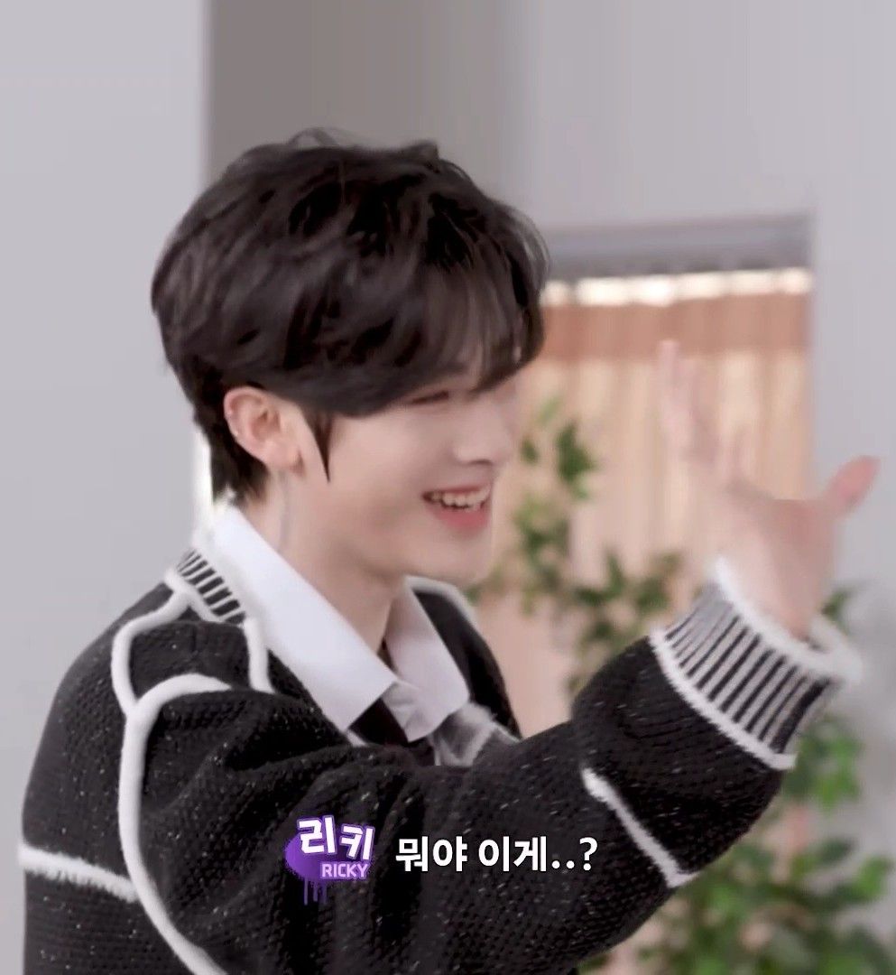 Latest photo of Ricky (ZEROBASEONE)