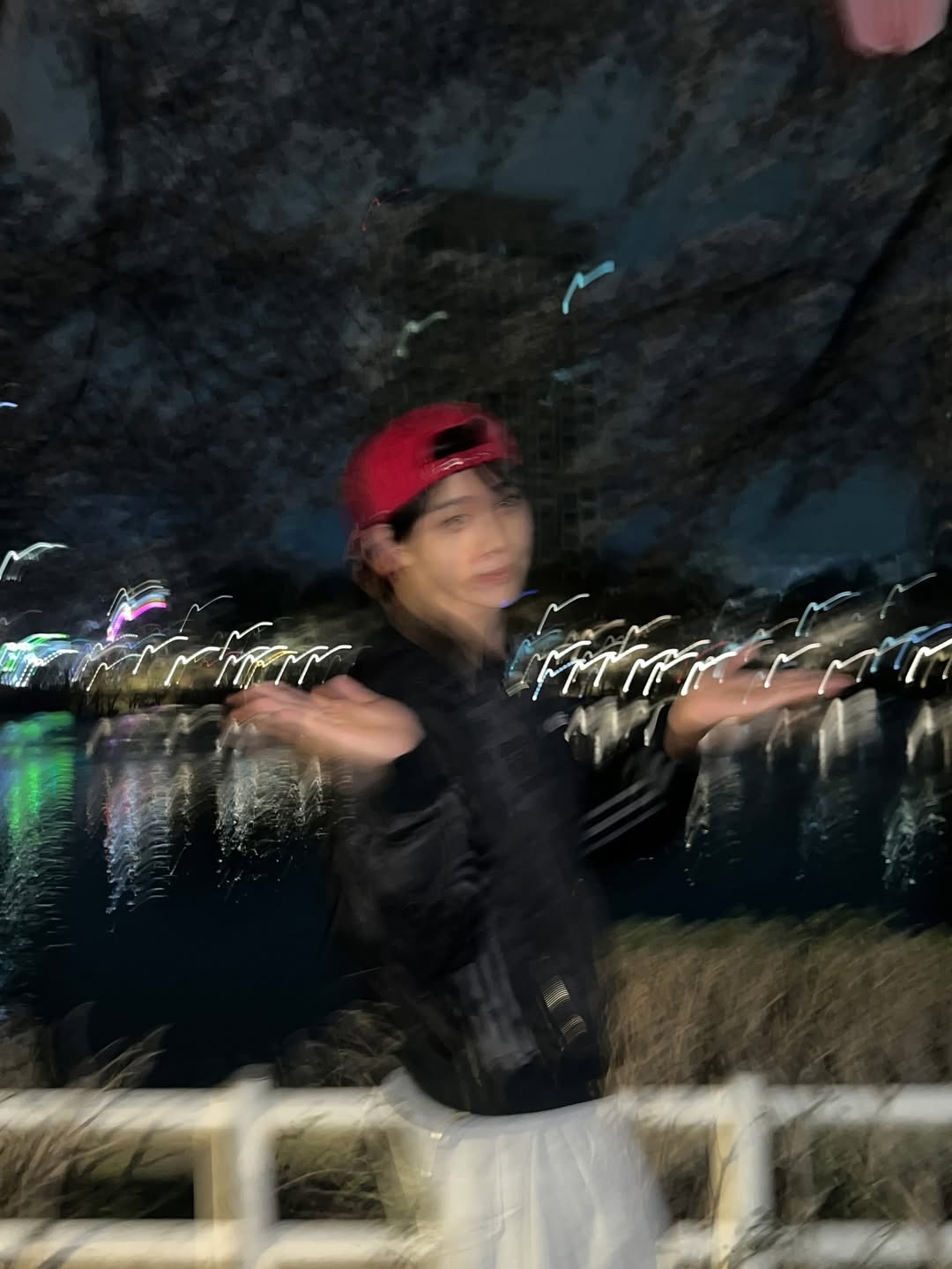 A moment captured by Kim Taerae (ZEROBASEONE)'s fan