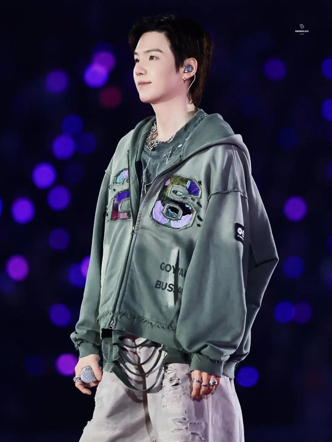 Foto aktivitas terbaru SUGA (BTS)