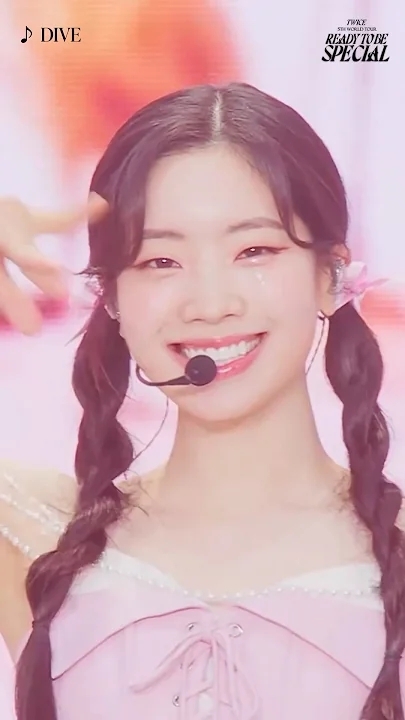 TWICE의 비하인드 컷