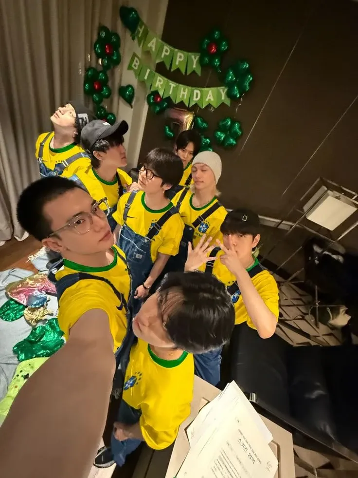 彰彬 (Stray Kids)的最新活动照片