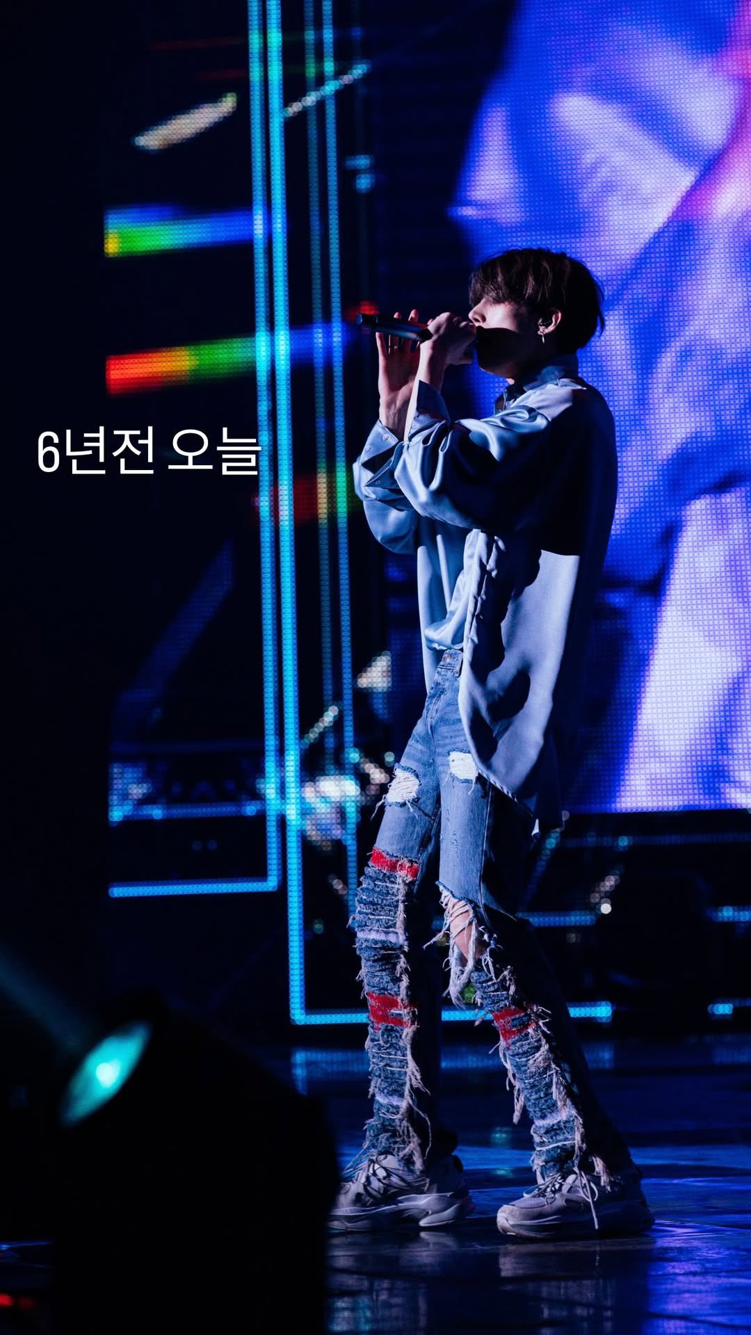 Wallpaper penuh perasaan yang dibagikan untuk Han Seungwoo