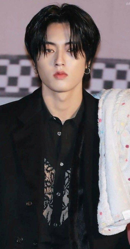 Today's most popular wallpaper in the Haruto (TREASURE) community