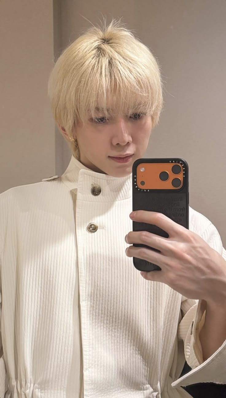 에이티즈 최근 활동샷