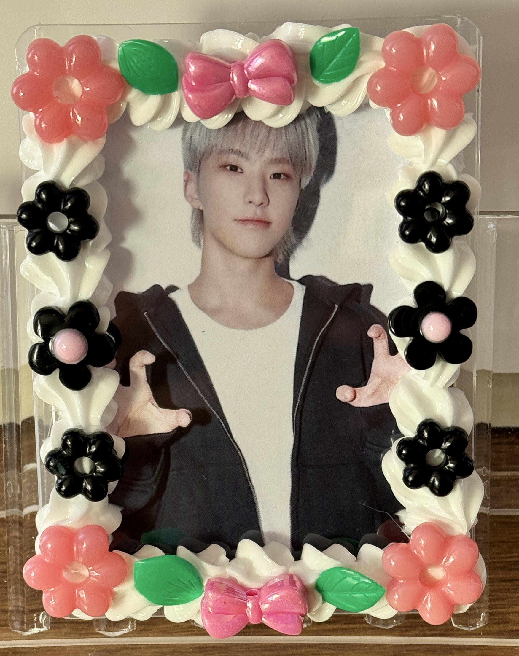 Latest photo of Hoshi (SEVENTEEN)