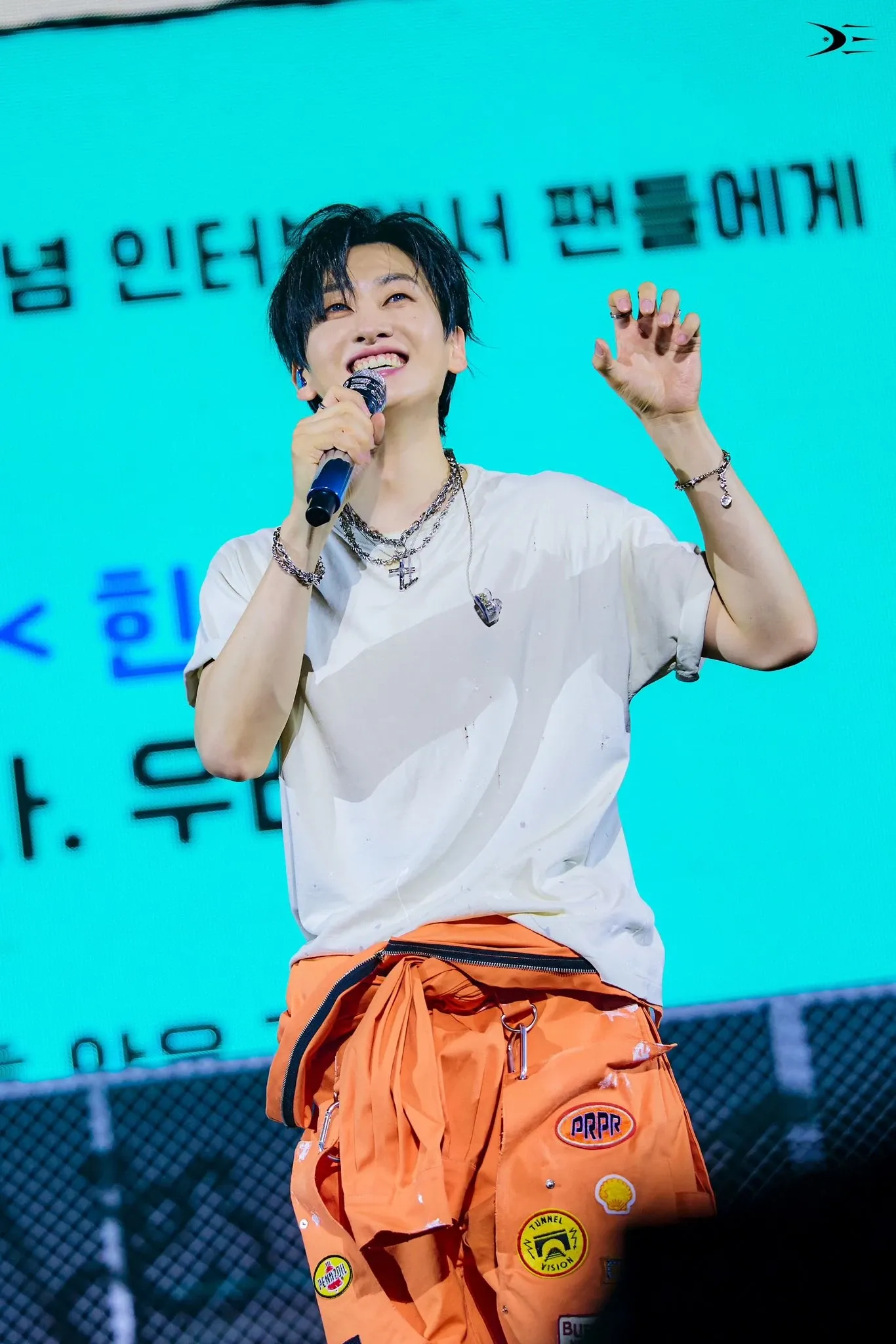 Latest photo of Eunhyuk (Super Junior)