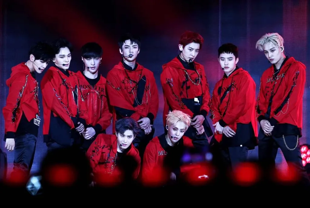 Momen yang diabadikan oleh penggemar EXO