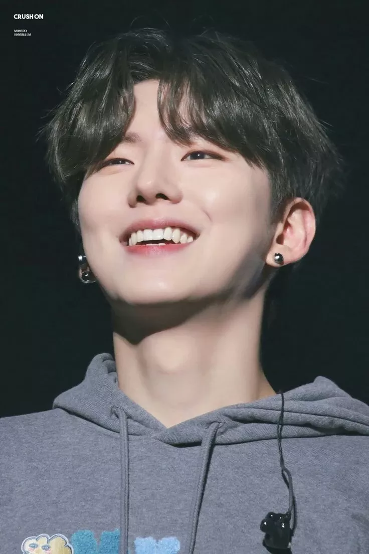 基贤 (MONSTA X)的幕后花絮