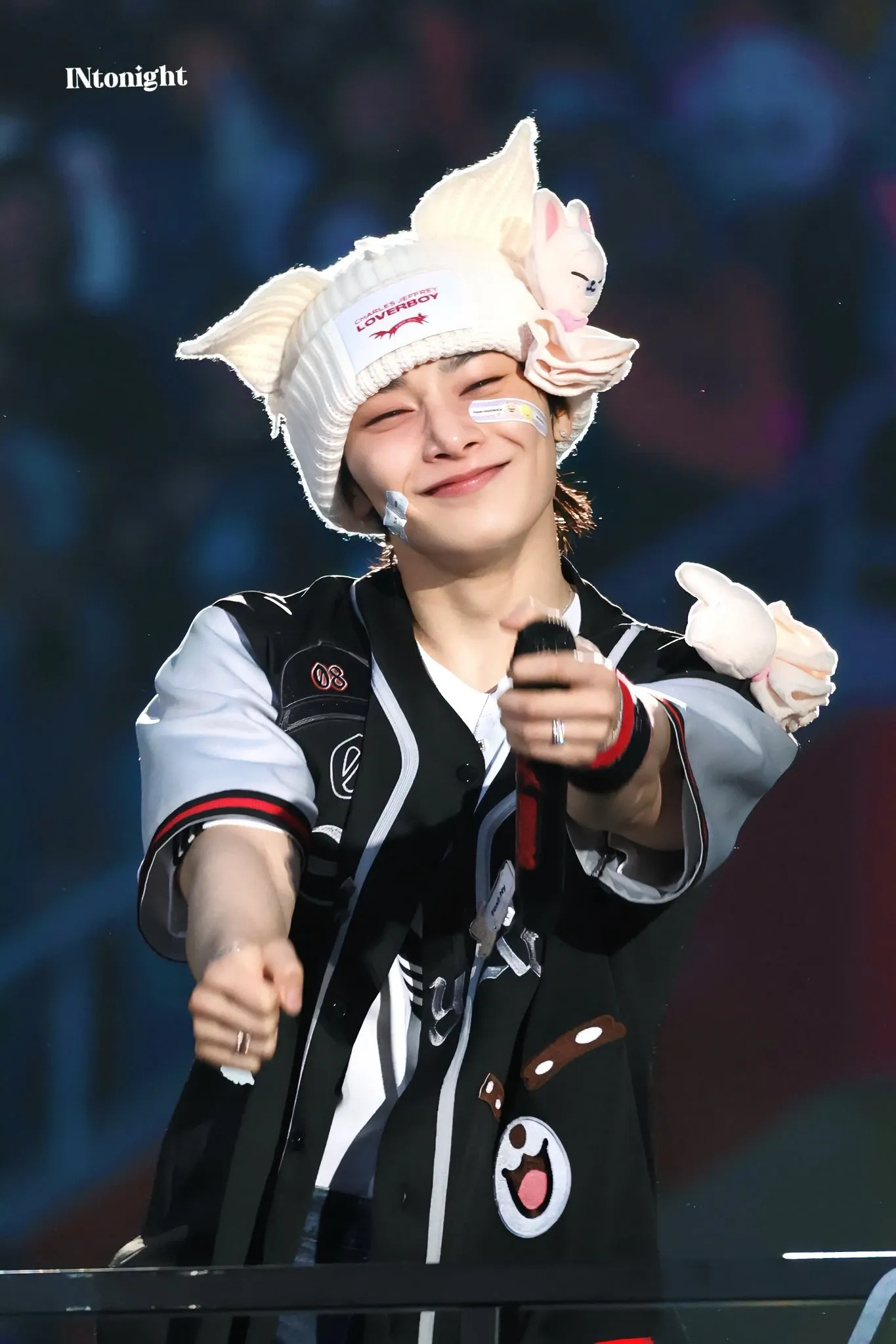 Behind-the-scenes cut of I.N (Stray Kids)