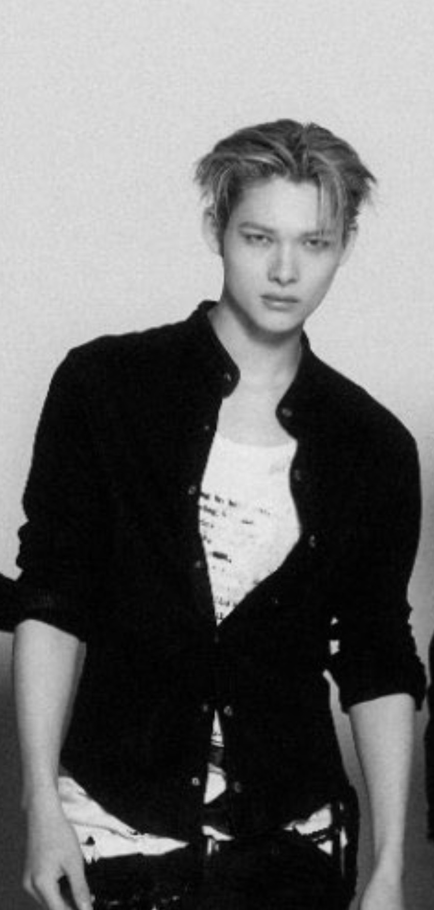 Foto terbaru NI-KI (ENHYPEN)