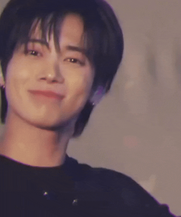 태현 (투모로우바이투게더) 팬이 찍은 순간