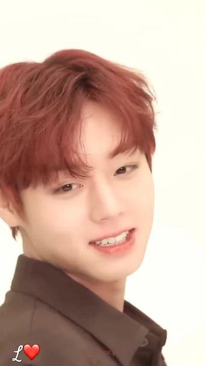 Today's most popular wallpaper in the Park Jihoon community