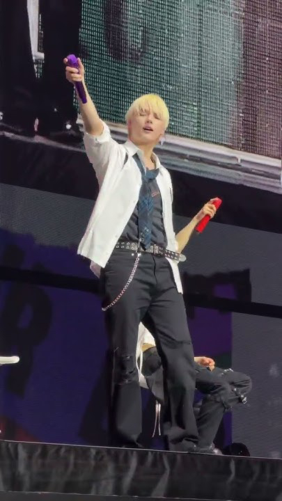 투모로우바이투게더의 비하인드 컷