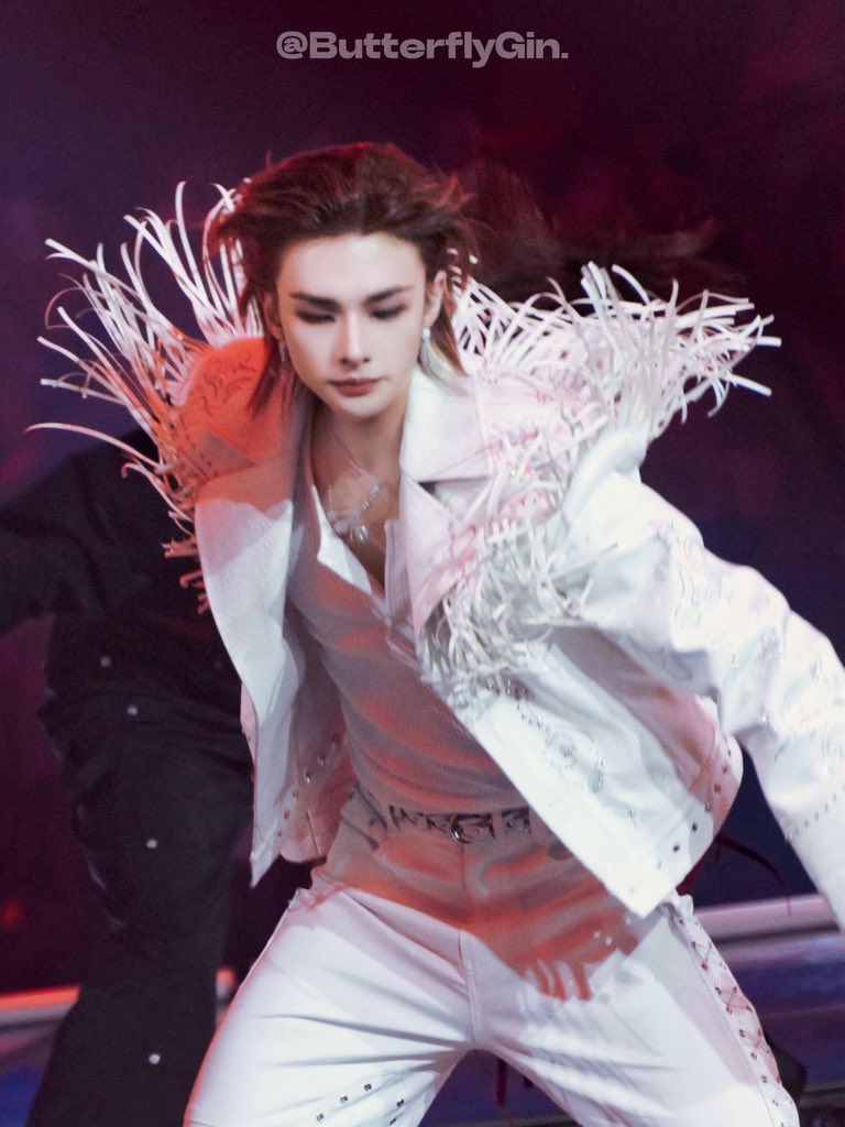 Behind-the-scenes cut of Hyunjin (Stray Kids)