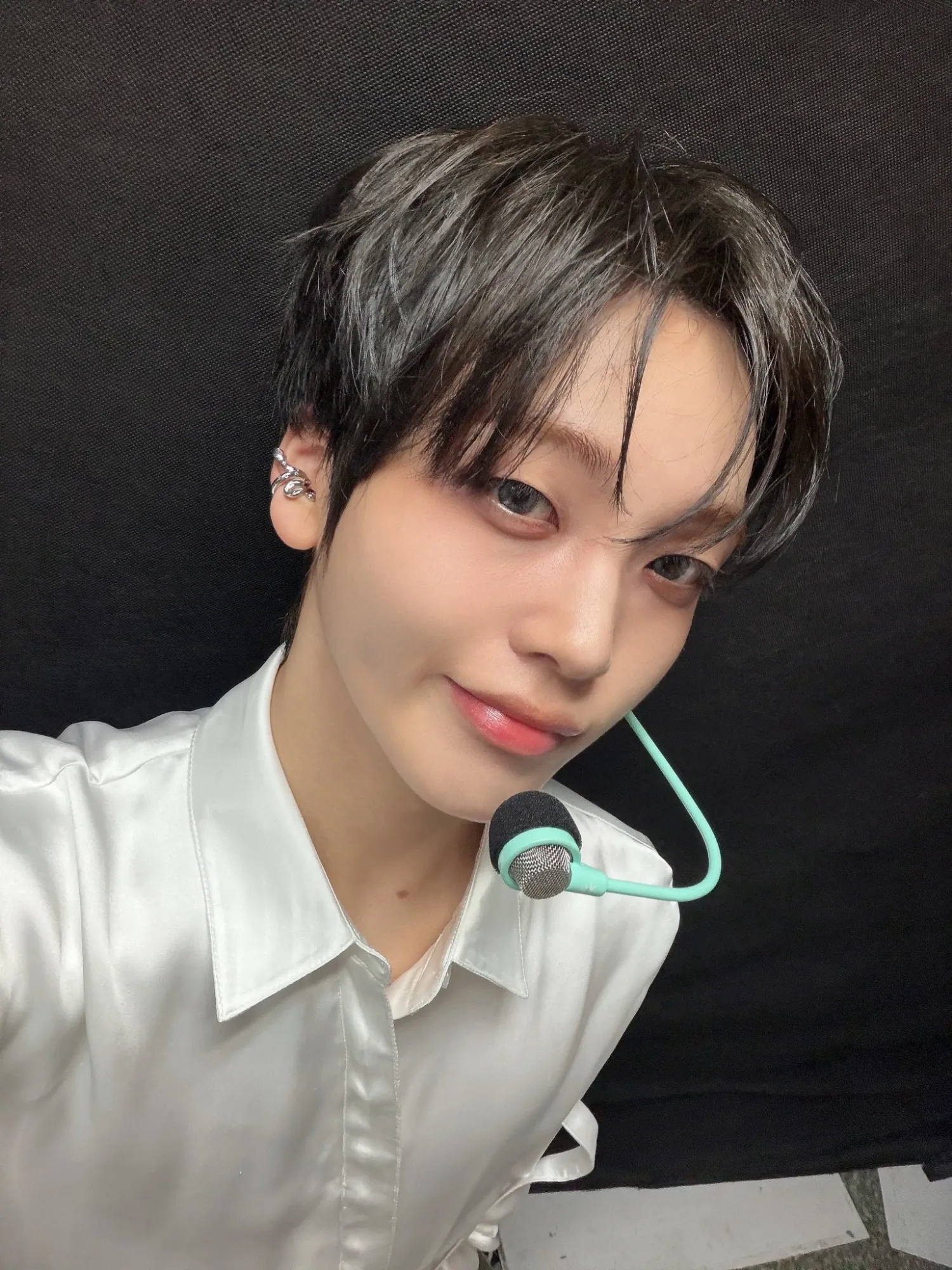 Behind-the-scenes cut of Hyeongjun (CRAVITY)