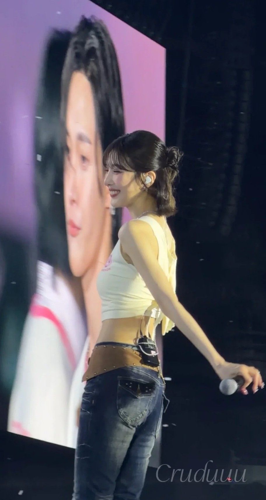 Latest photo of Joy (Red Velvet)