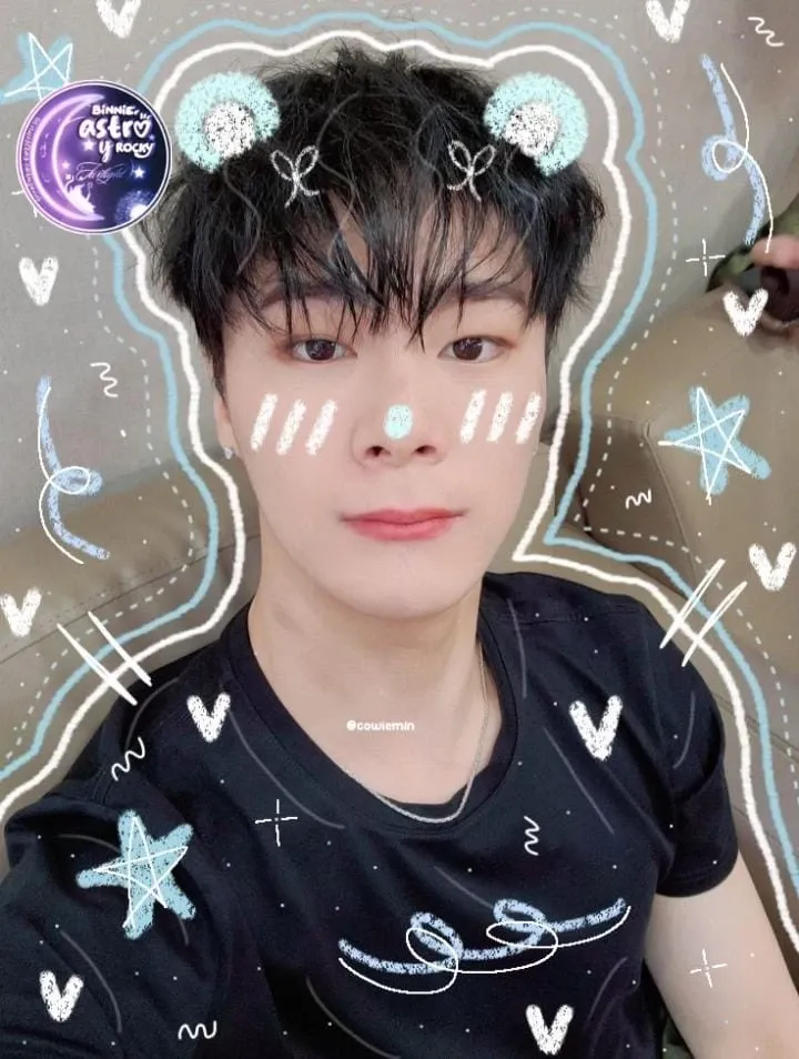 Latest photo of Moonbin (ASTRO)