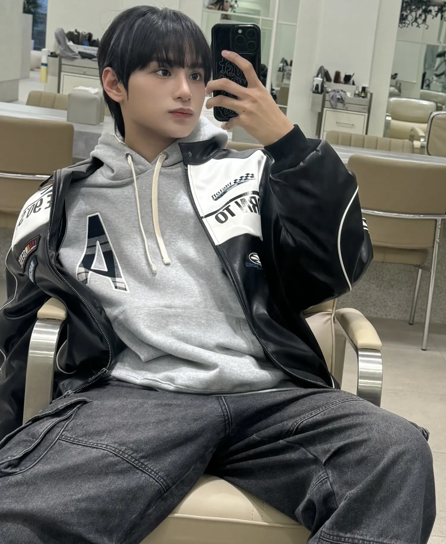 Behind-the-scenes cut of Zayyan (XODIAC)