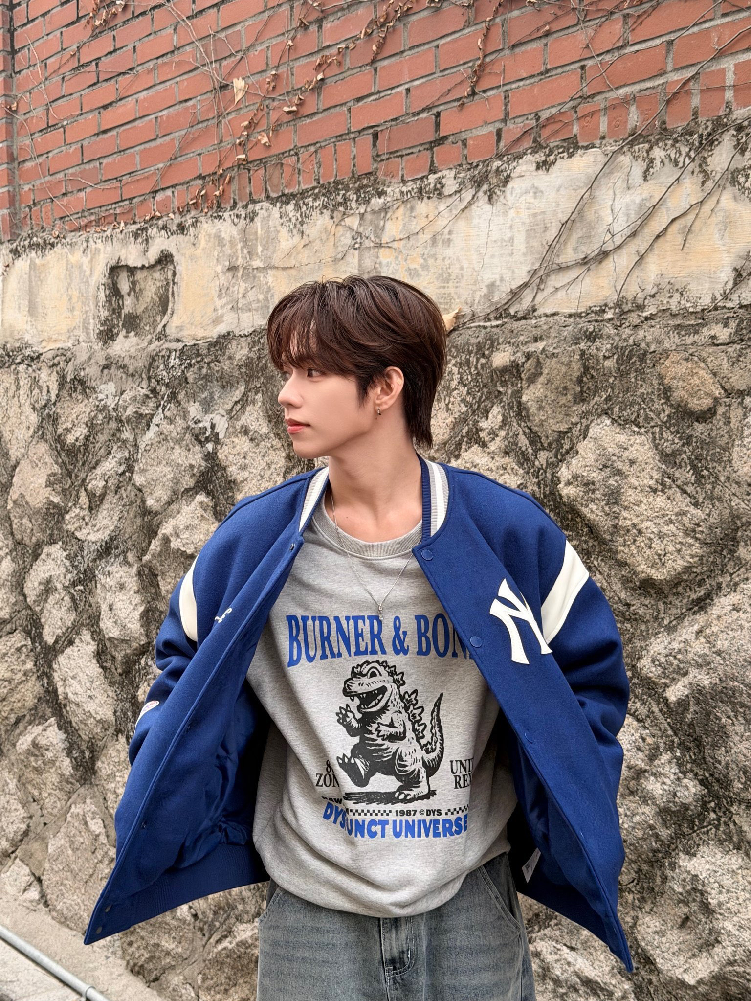 Latest photo of JL (AHOF)