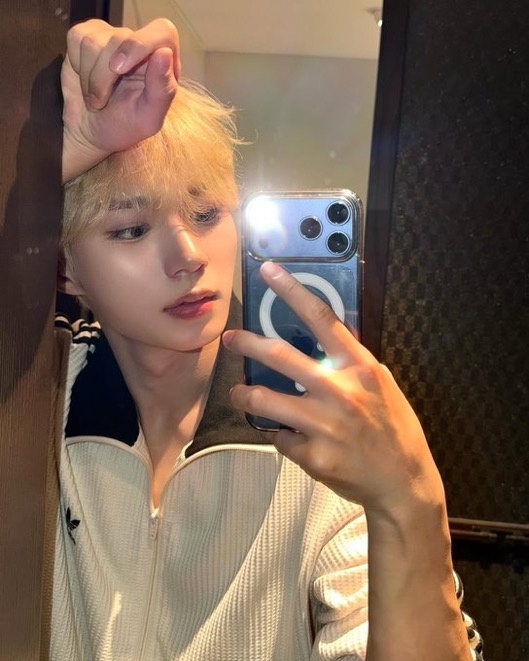 Latest photo of Kim Junseo (ALPHA DRIVE ONE)