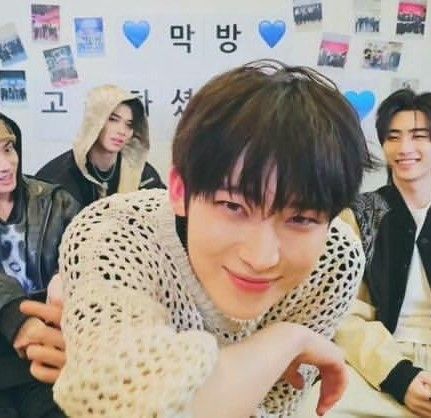 Foto aktivitas terbaru Sunoo (ENHYPEN)