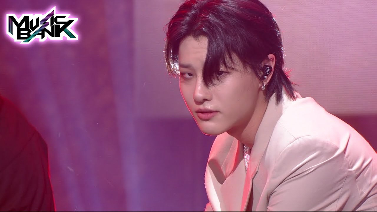 A moment captured by WOODZ's fan