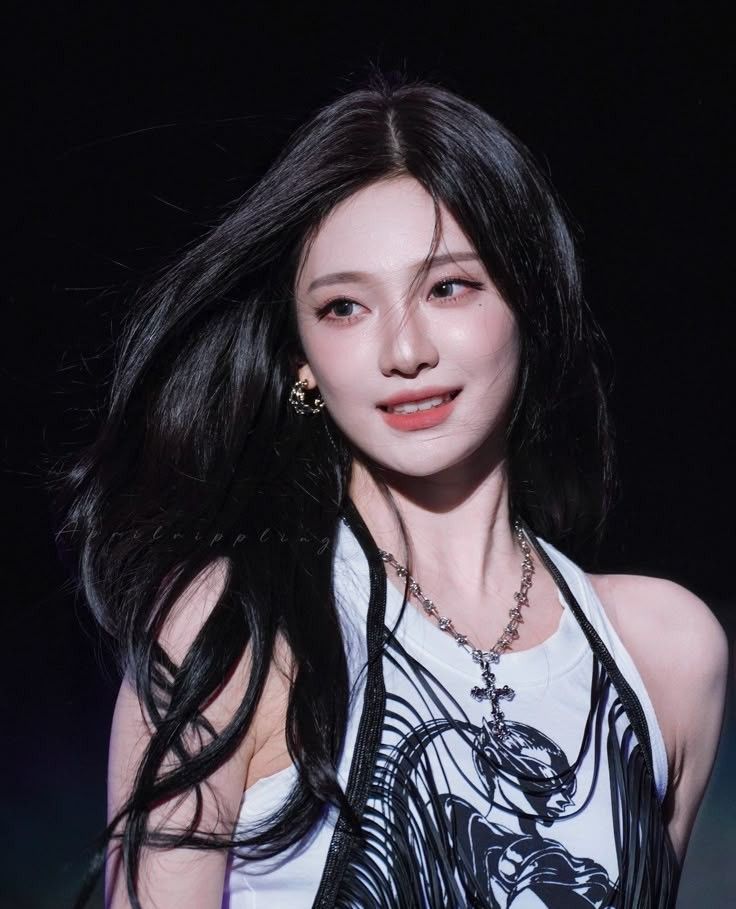 닝닝 (에스파)의 비하인드 컷