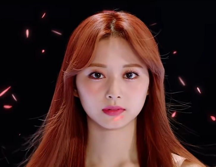 쯔위 (TWICE)의 최신 사진