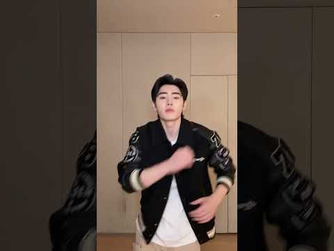 Potret di balik layar Sunghoon (ENHYPEN)