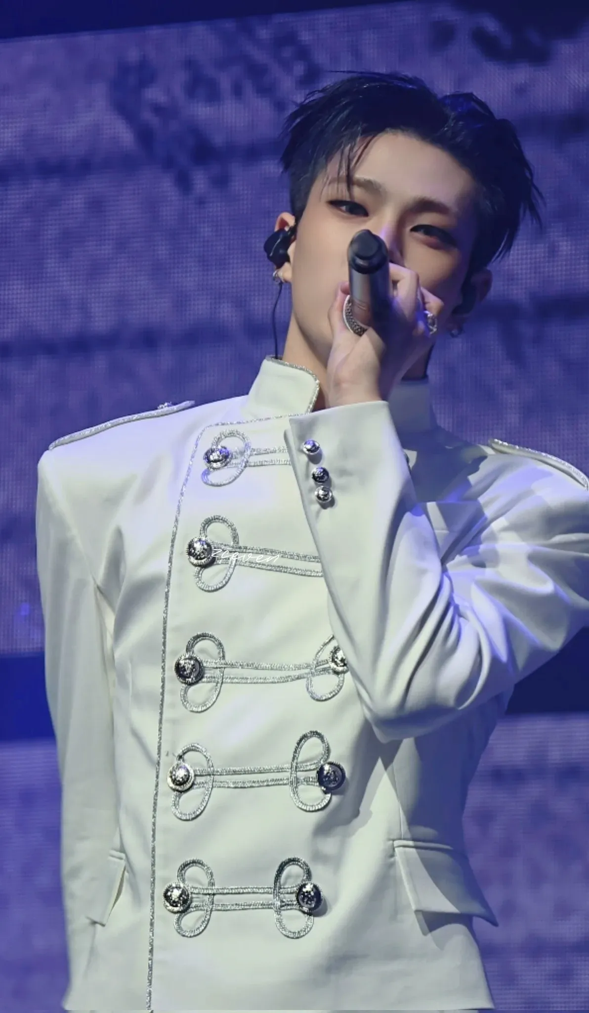 Fandom-recommended wallpaper image of Kim Junmin (WHIB)