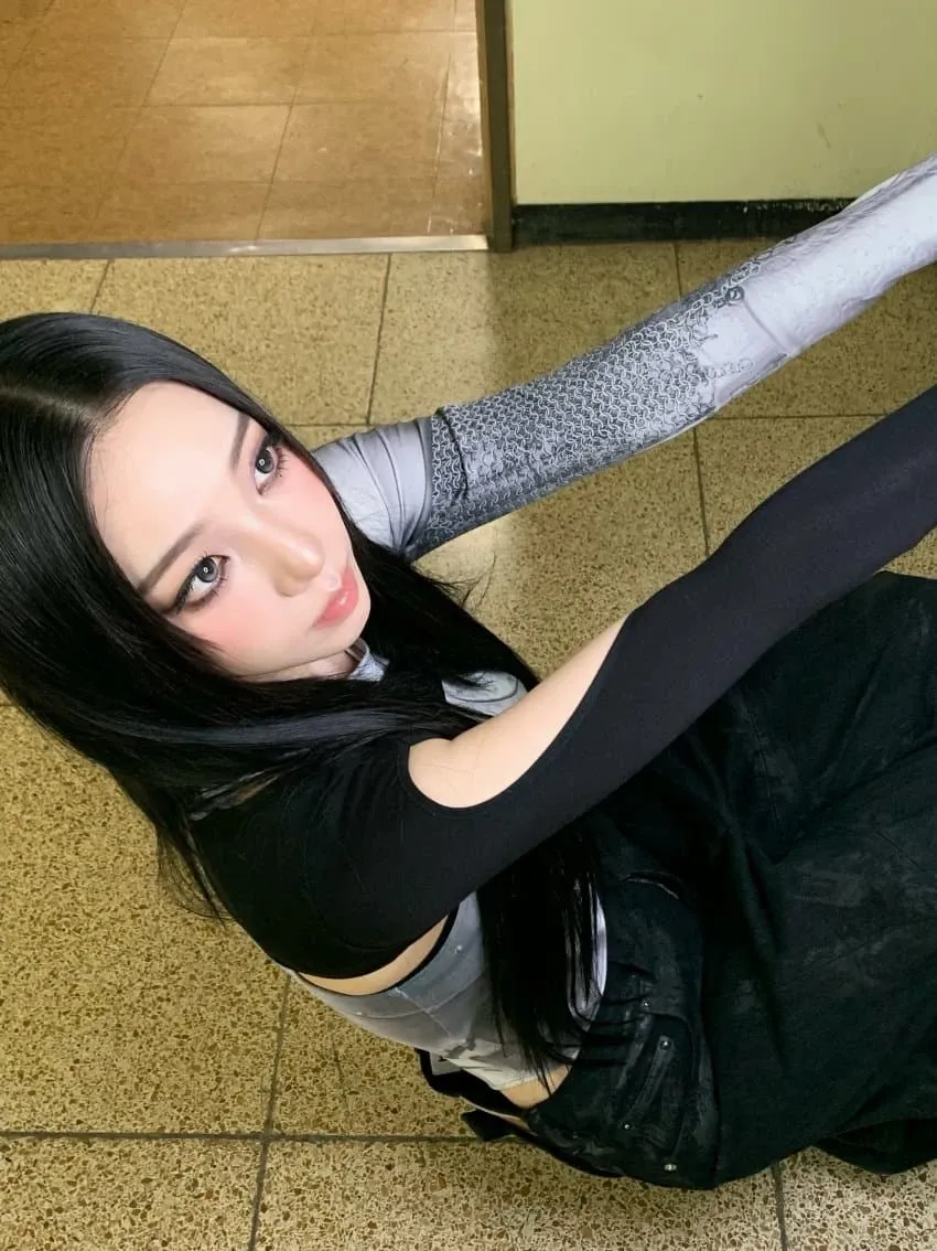 Recent activity shot of Karina (aespa)