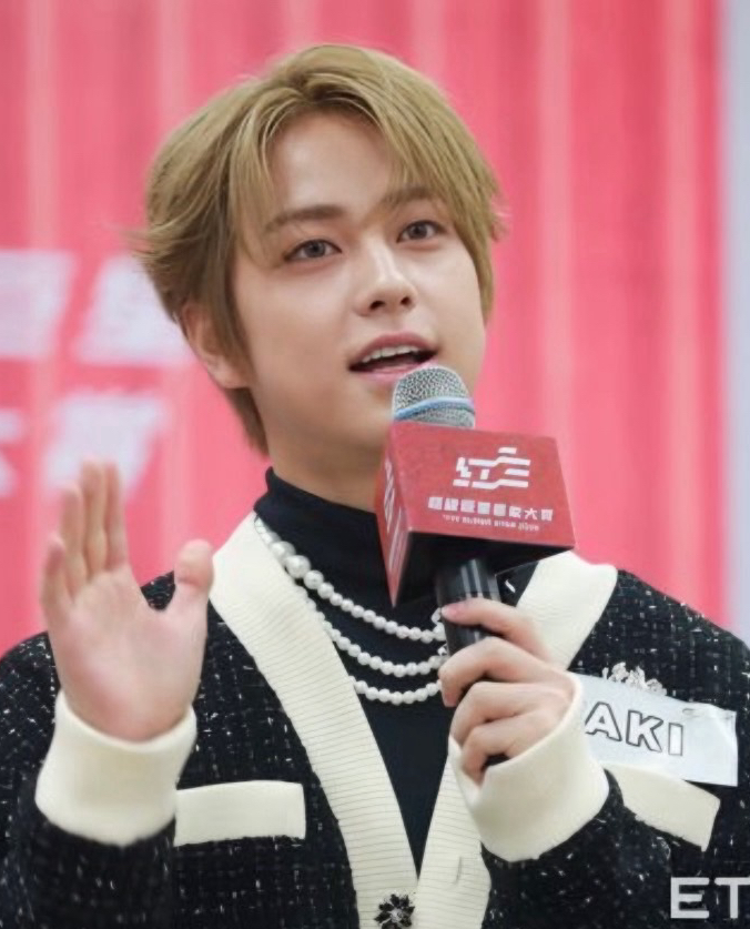 Recent activity shot of Taki (&TEAM)