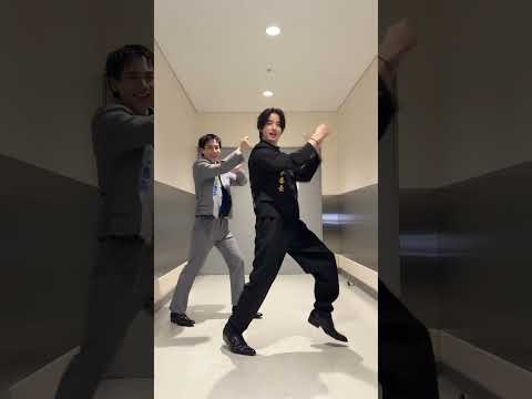 A moment captured by Mamehara Issei (JO1)'s fan