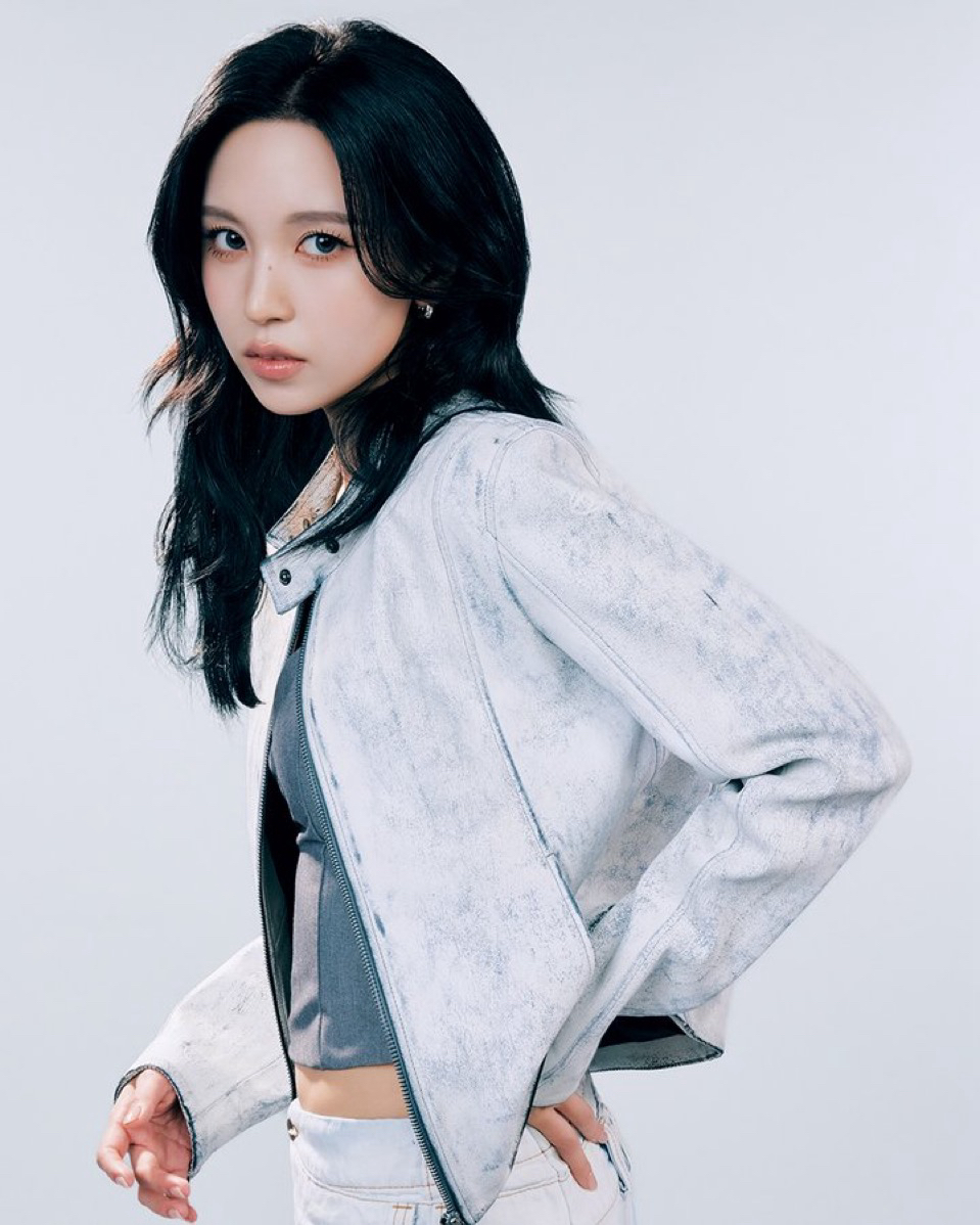 Potret di balik layar Mina (TWICE)