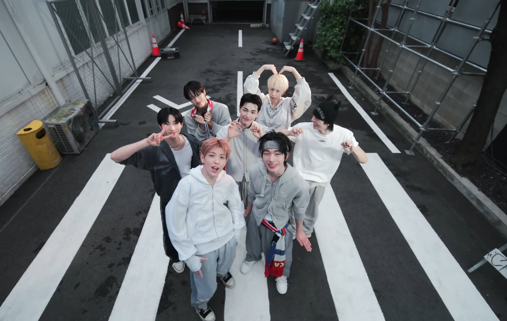 Behind-the-scenes cut of NEXZ