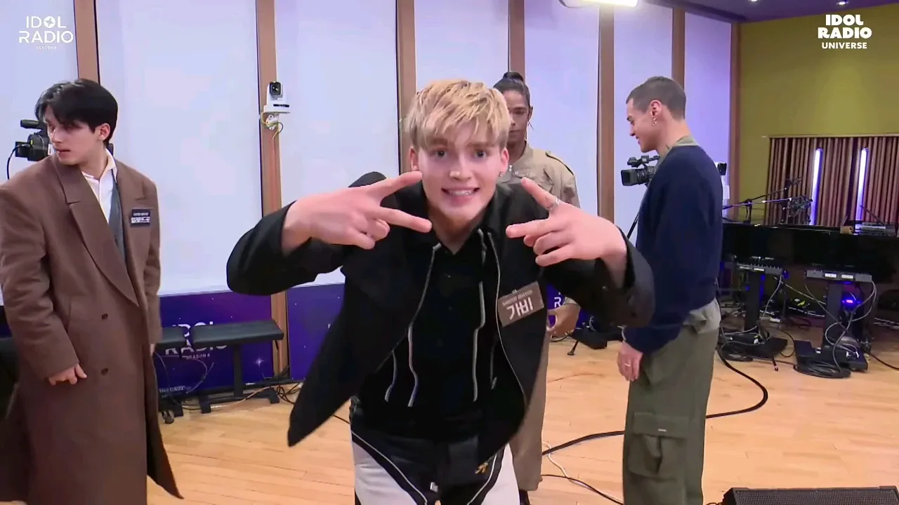 Gabi (SANTOS BRAVOS)的幕后花絮