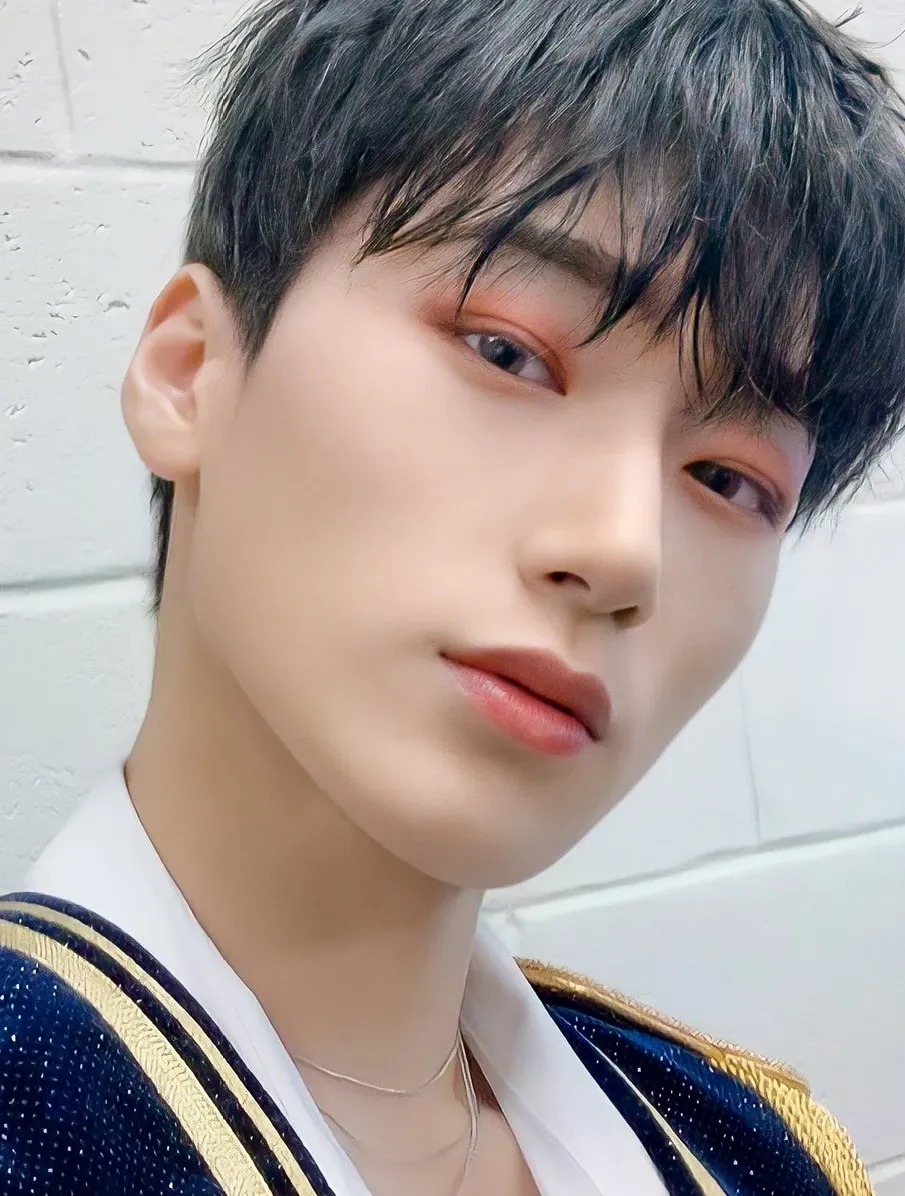 Recent activity shot of San (ATEEZ)