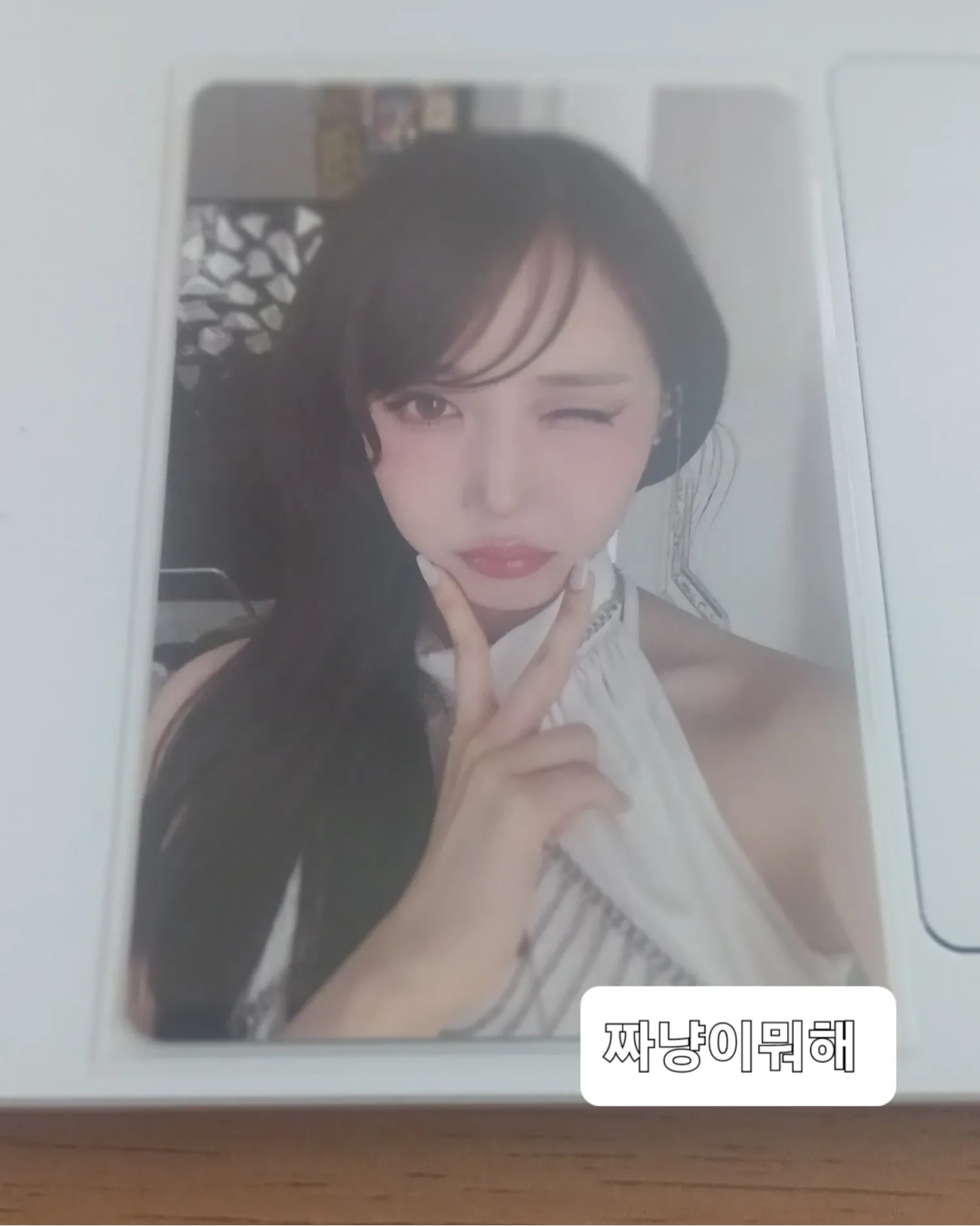 은하 (여자친구, VIVIZ)의 비하인드 컷