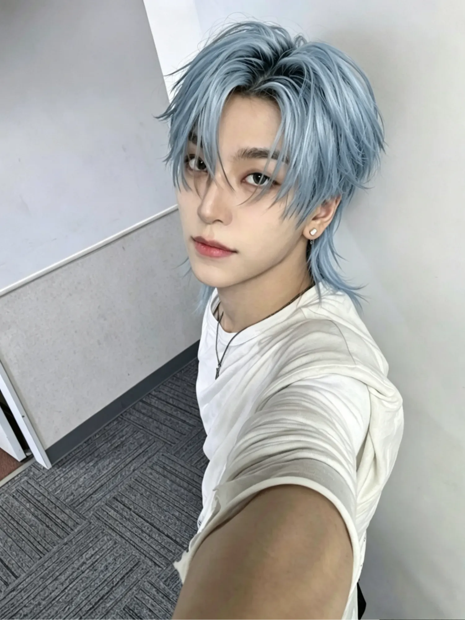 A moment captured by He Xinlong (ALPHA DRIVE ONE)'s fan