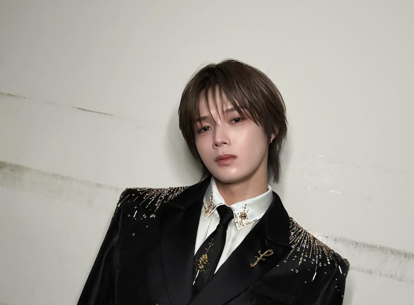 A moment captured by K (&TEAM)'s fan