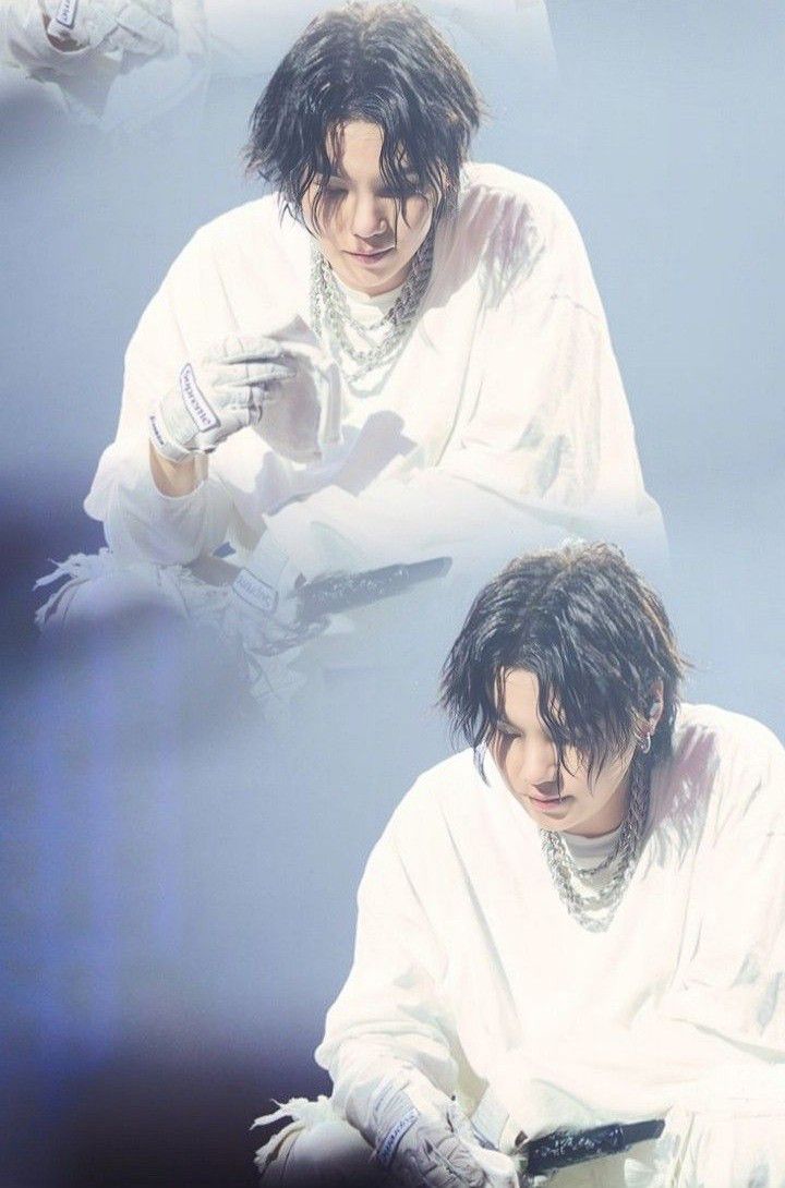 슈가 (방탄소년단) 최근 활동샷