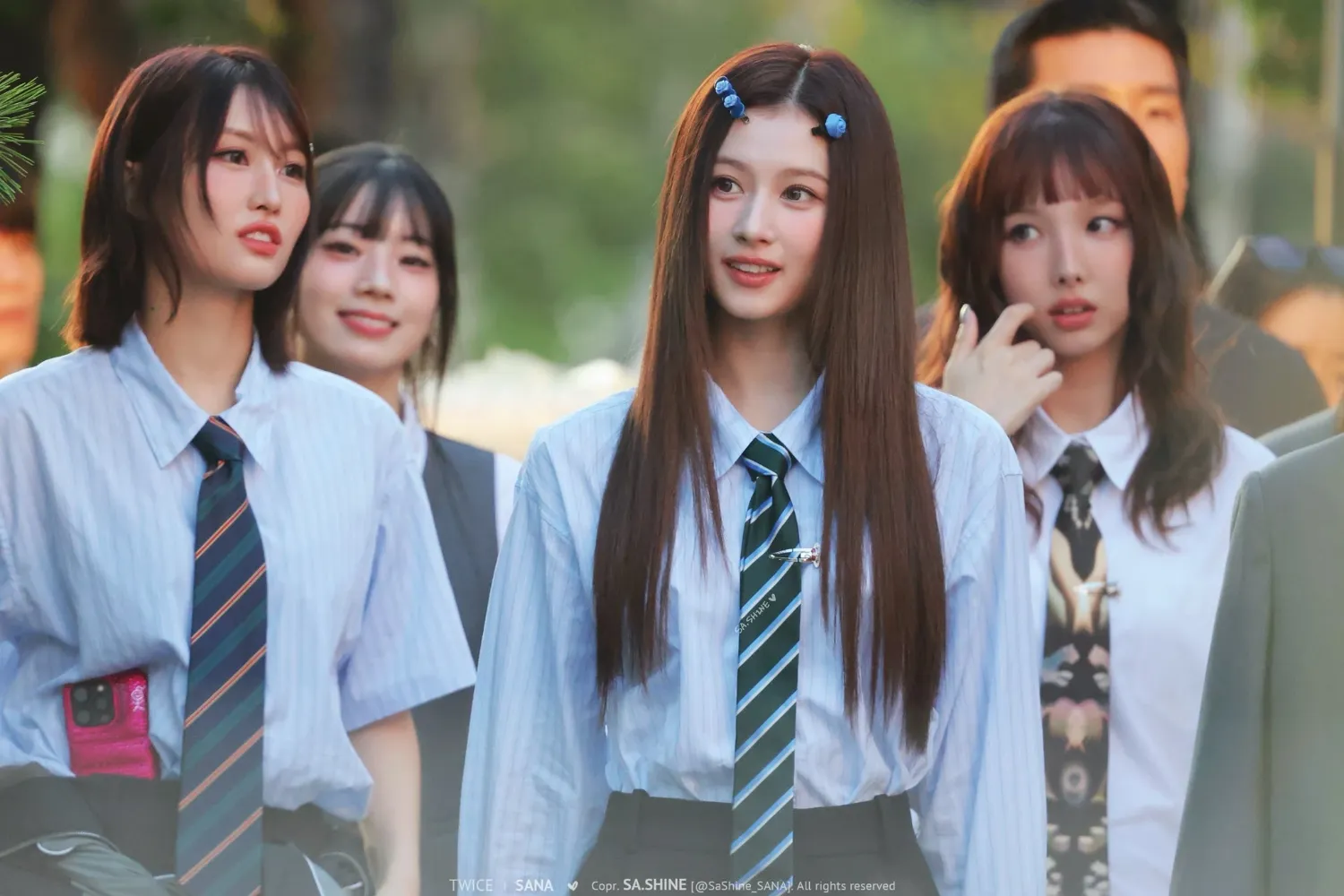Foto aktivitas terbaru TWICE