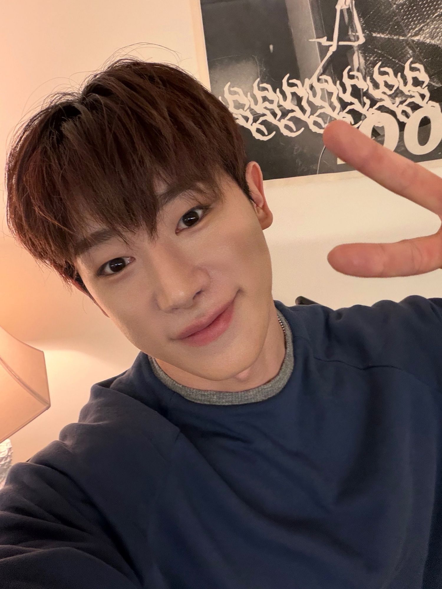 A moment captured by Wonho's fan