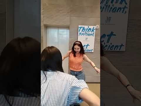 Momo (TWICE)的最新照片