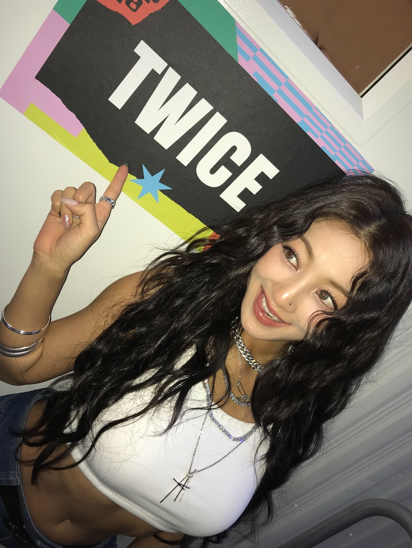 Behind-the-scenes cut of Jihyo (TWICE)