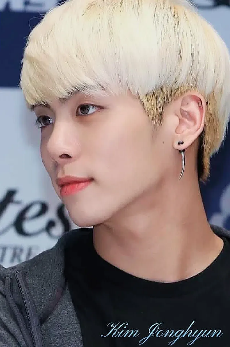 Latest photo of Jonghyun (SHINee)