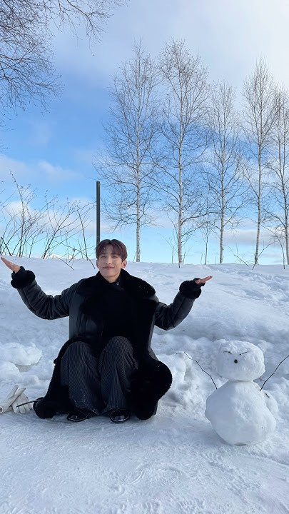 Behind-the-scenes cut of SEVENTEEN