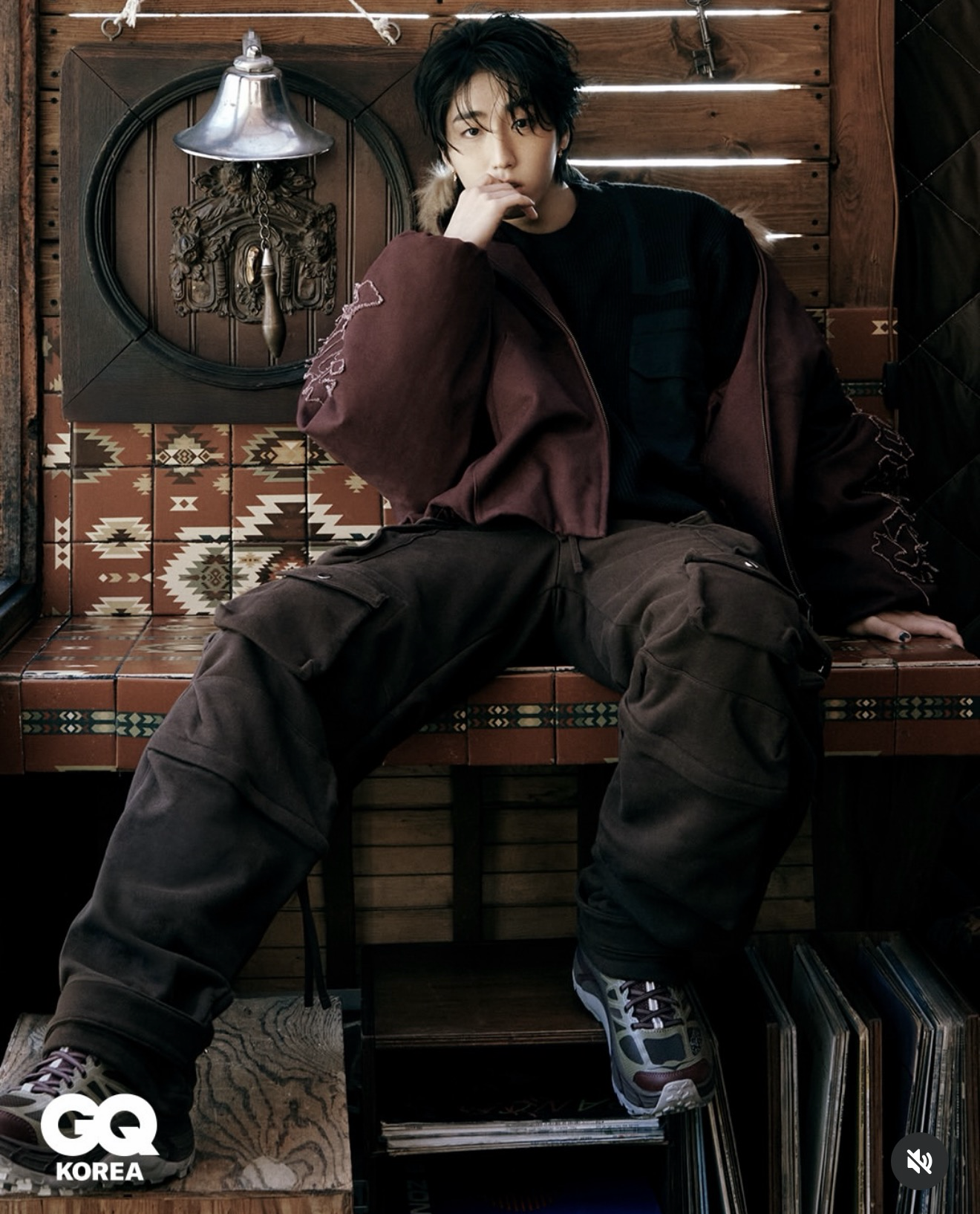 Latest photo of HAN (Stray Kids)