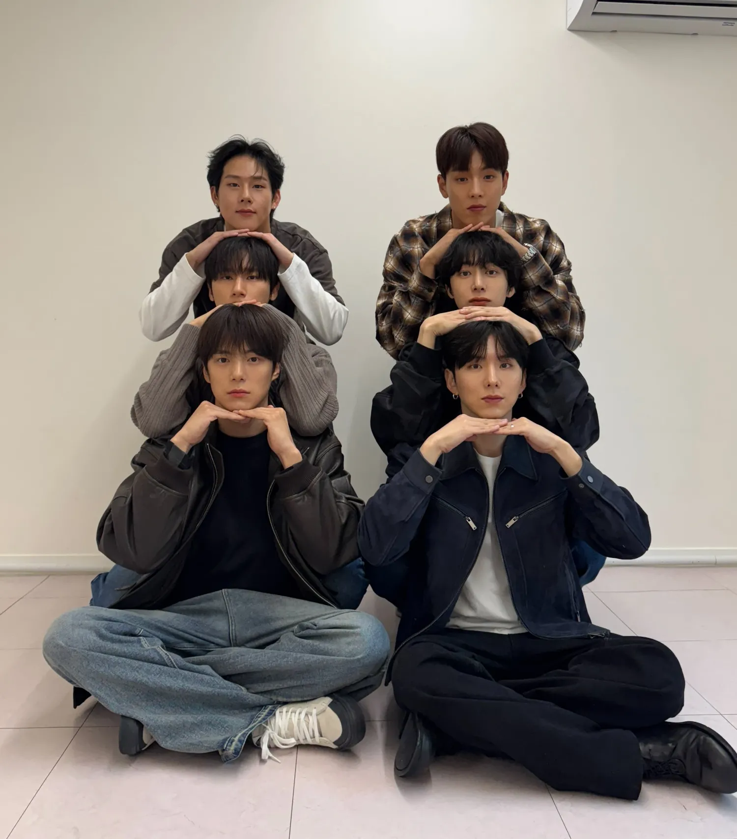 Momen yang diabadikan oleh penggemar MONSTA X